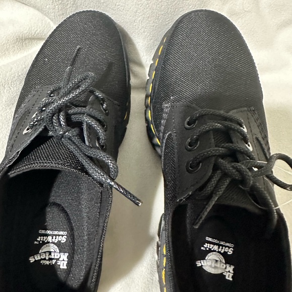 BRAND NEW: Dr. Martens - Picture 7 of 17
